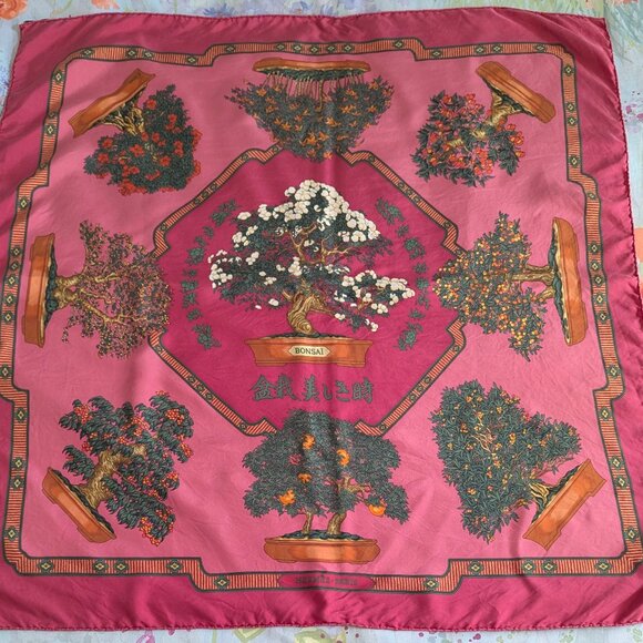 HERMES Vintage Bonsai Pink 90 cm Silk Square Scarf 1991 with Box RARE - Picture 3 of 16